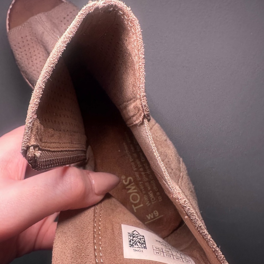 Toms Heeled Boots - Picture 8 of 8